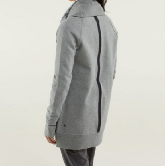 Lululemon Ying to My Yang Cardigan - Picture 3 of 12